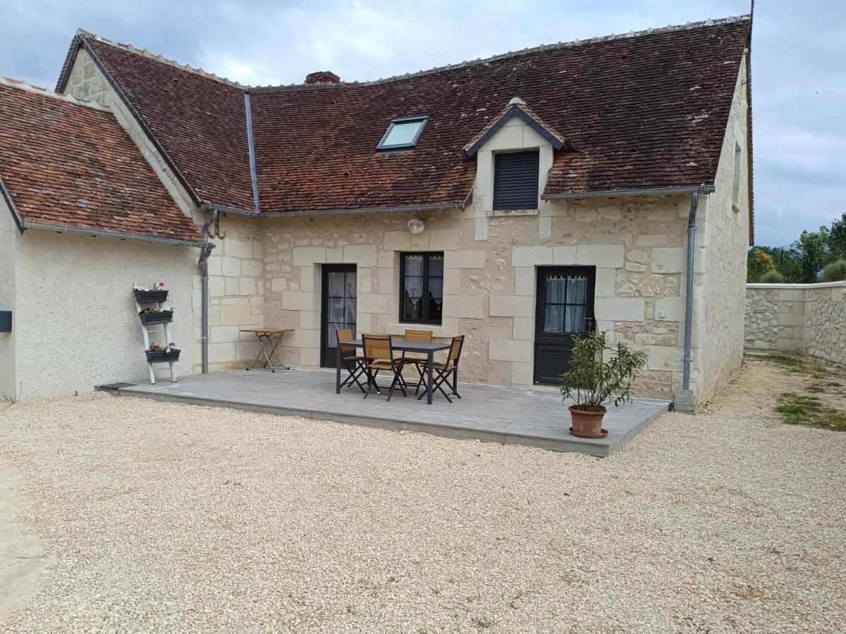 Gite De La Grand Maison Le Noyer Seigy Exteriér fotografie
